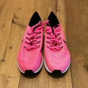 Nike Pegasus 36 Mens Size 9 Pink (practically new)